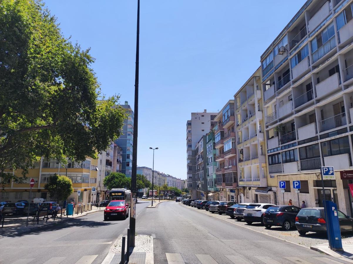 Guest house Twin In Penha De Franca Lisbon